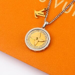 B33 necklace-LV