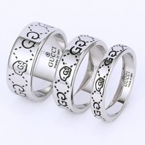 new oiled skull ring-Gucci