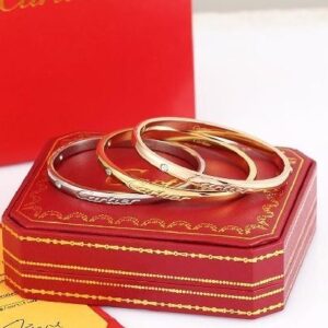new signature round bracelet-Cartier