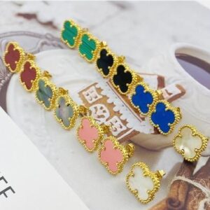 Four-leaf clover earrings - vacuum-Van Cleef