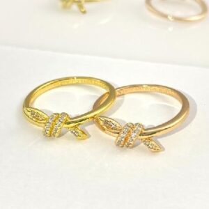knotted ring with diamond-Tiffany