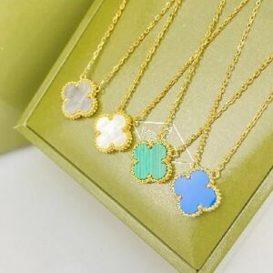 Four-leaf clover necklace vacuum necklace