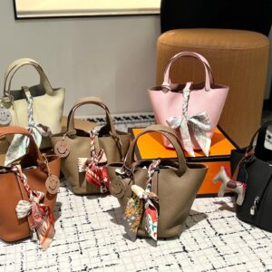 Hermès Picotin18 Cowhide Basket Bag (with Four Generations Pony Pendant) - Hermès