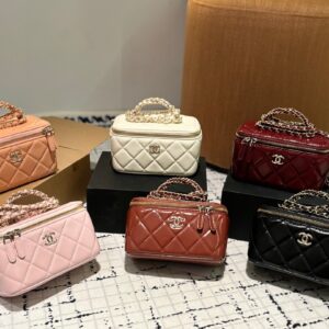 Chanel Cosmetic Bag Hand Chain Bag - Chanel