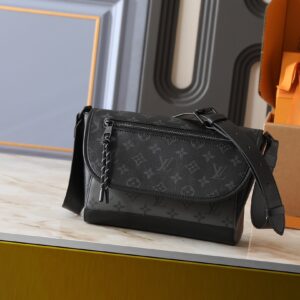 Pulse Mini Printed Handbag/Messenger Bag – Louis Vuitton